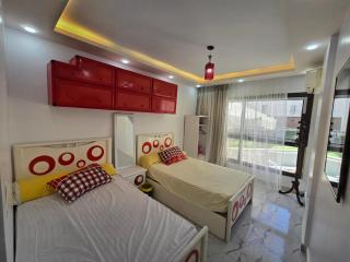 شاليه فندقي أرضي بحديقه خاصه في منتجع بورتوسعيد - 9