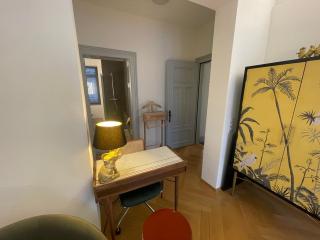 Exclusive one room apartment and deluxe twin double room next to Zürich main station - 6
