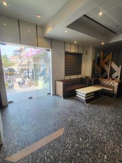 The Mansion Courtyard - 4