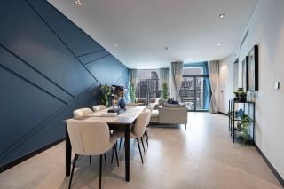 Luxury 2BR Burj Khalifa and Canal View Pool Jacuzzi - 5