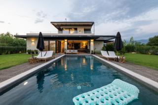 Private Pool Villa by the Sea - Kalamata - 9