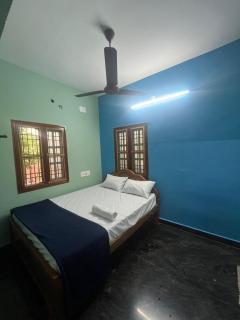 PANMOZHI RESIDENCY guest house - 2