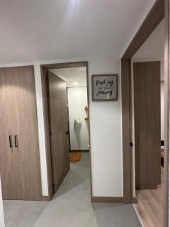 Modern Studio Steps from La Carolina Park - 9