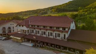 Pensiunea Popasul Ursilor Medve Barlang Peștera Urșilor - 4