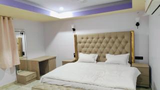 Hotel Narendra Palace - 6