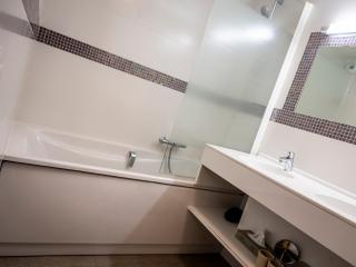 Luxueux chalet 7 chambres avec jacuzzi et sauna, proche télésiège - FR-1-181-2793 - 1
