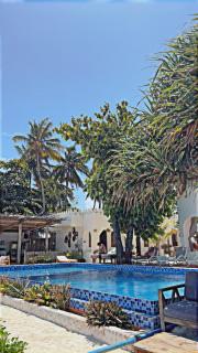 Coco Beach Hotel - 9