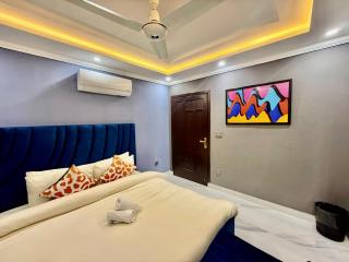 Luxury 1BHK Apartment in Bahria Town Lahore - 7