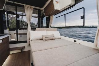 Premium New Electric Houseboat Accommodation-Balaton Marina - 3