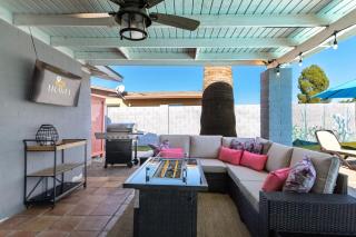 NEW - The Desert Bloomhouse with Heated Pool - 8