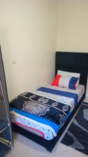 Cozy, Comfortable Private Room - 7