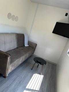 One-bedroom accommodation with Jacuzzi - 6