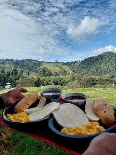 Glamping La Maestranza con desayuno incluido - 9