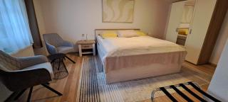 Ruhige Winterwohnung Innenhof mit Parkplatz Hunde willkommen in Bad Muskau Nähe Schloss, Waldeisenbahn, Hermansbad, UNESCO Geopark, Nähe polnischer Markt, Top Lage für Ausflugsziele zum Wandern oder Radfahren - 8