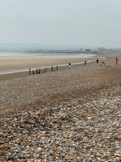 Oak Crest, 2 bedrooms, log fire, scenic views near Chapel Down - 4