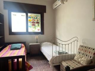 Dormitorio en casa de familia - 7