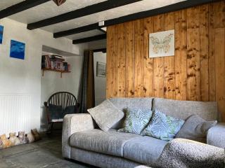 The Eliot Cottage - 7