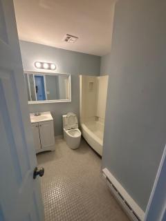 Cozy 2BR Home, quiet Coram Neighbourhood - 8