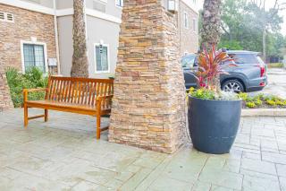 Staybridge Suites Lafayette-Airport by IHG - 4