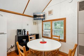 Fish Creek Cottages - 5