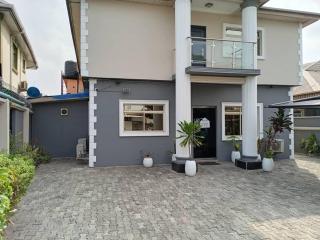 Wood Resident Hotel and Apartment - 1