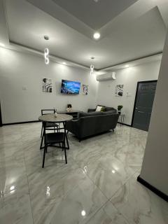 The Signature Luxe Suite Modern Cozy 1BR with Pool and Rooftop Views - 9