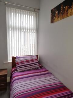 Newly Refurbished 2- Bed Stylish Home - 1