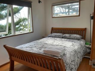 Blue Horizon Hideaway - 5