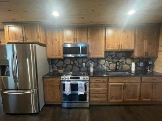 42 Acres Cabin Retreat with Scenic Views in Mark Twain National Forest - 7