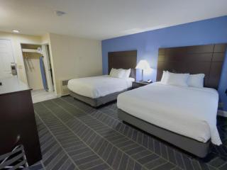 Beacon Inn & Suites - 1