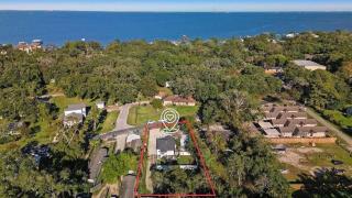 Cozy Cottage mins from NASA, Kemah Boardwalk, Galveston Bay - 5