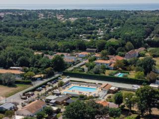 Mobil-home 32m² avec terrasse - 3 chambres, 6 personnes - API-1-52-1437 - 5