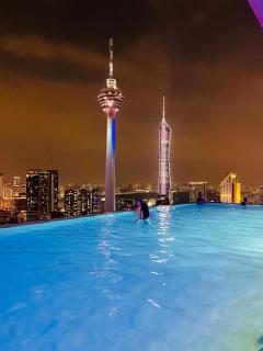 The Platinum Suite KL - 5