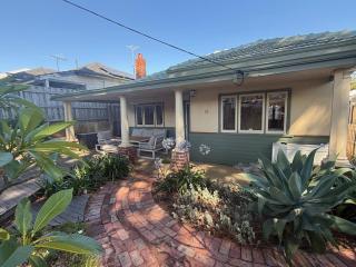 Bayswater Tree Oasis - 0