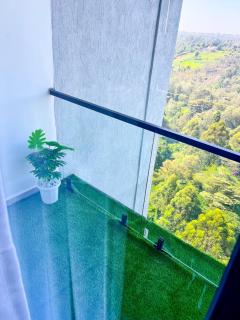 Scenic Natural Waterfalls 1BR - 5