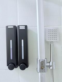 42nd Floor 2BR with Stunning Views & 7 Pools - 1