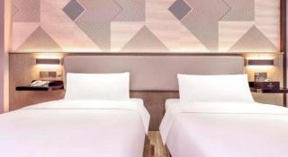 Borrman Hotel Zhuhai Mingzhu Railway Station Rainbow Shopping Mall - 5