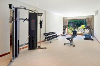 Olena Cozy 1 BR Grand Suite Room - 4