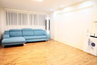 3 rooms and 2 bathrooms - 5