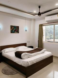 Dhavika stay eat n celebrate - 6