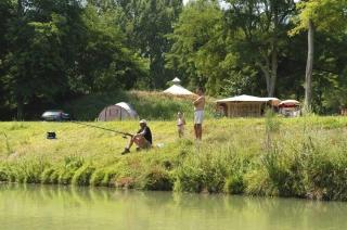 ZEcamping 3 étoiles chiens acceptés piscine en bord de rivière avec Canoë - 6
