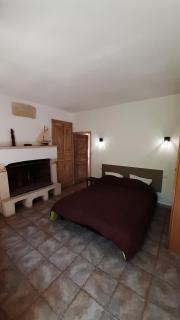 Le Mazet de la pointe dans les Alpilles avec piscine et jardin - 6