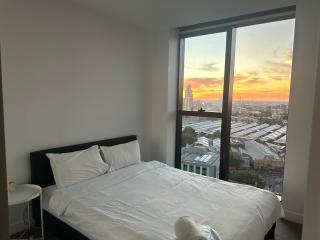 Located in the heart of Melbourne central - 0