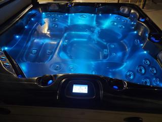 Peaceful escape with private pool - 9