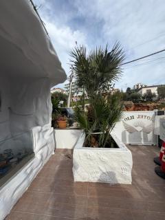 Ilio Boutique Swim Up Rooms - 4