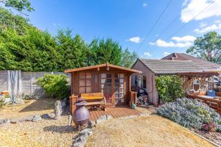 Cozy Cottage, Secure Garden, Dog Freindly - 1