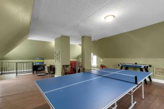 5BR Family Victorian Walk2Falls KingSuite Gameroom - 7