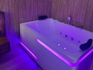 Mostique Spa Apartament with Jacuzzi - 6