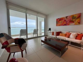 Luxury Beachfront - Bahía Resort - Nueva Gorgona - 2