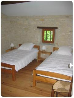 Maison SAINT AMANT DE BOIXE - 1